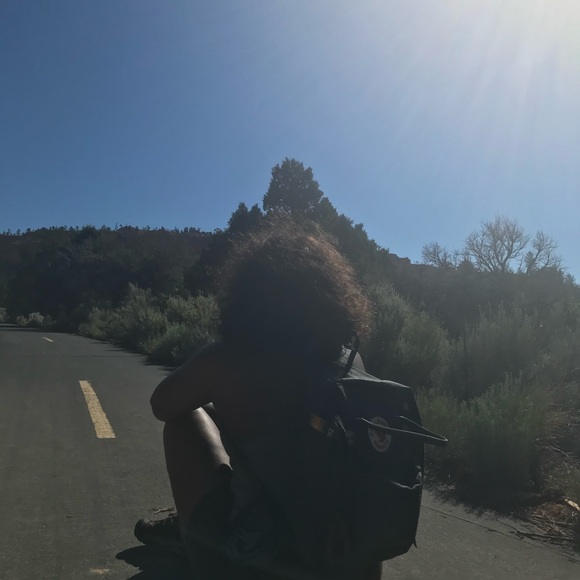 Meet your posher, Nakia - Picture 3 of 11